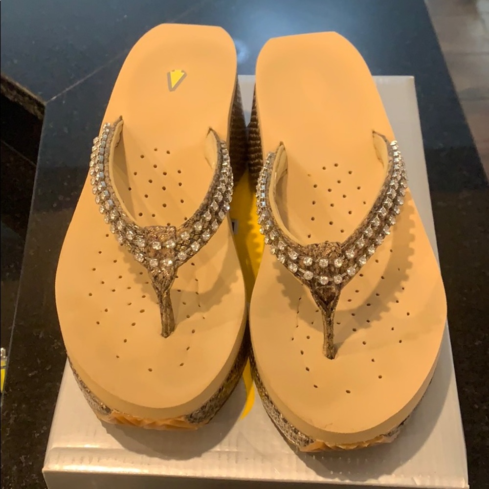 Volatile sandals with rhinestones - Size 5